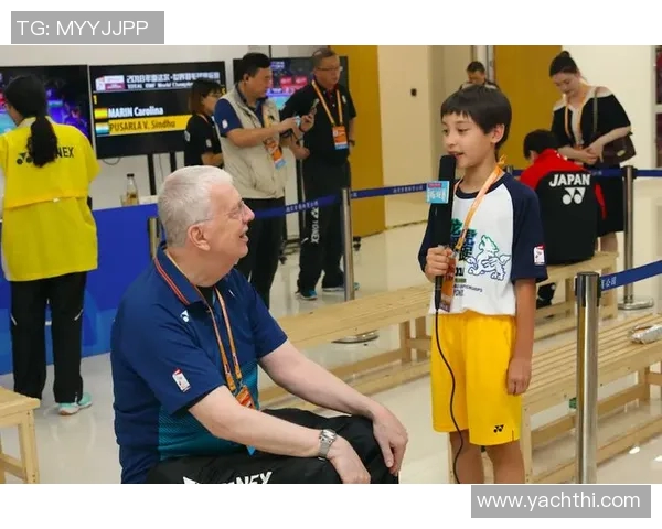 追逐足球明星的心理动因与社会文化影响探讨 追逐足球明星的心理动因与社会文化影响探讨