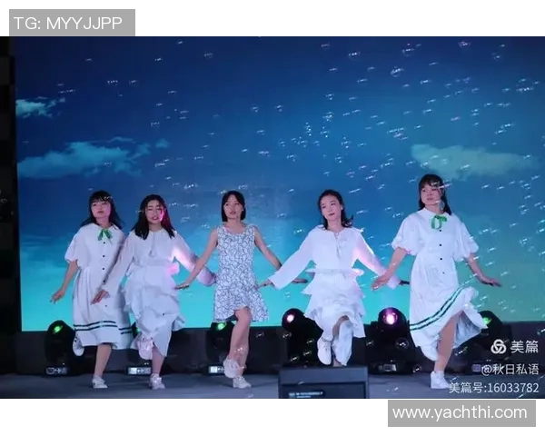 篮球场上的旋律与节奏说唱明星的激情与梦想交织之旅