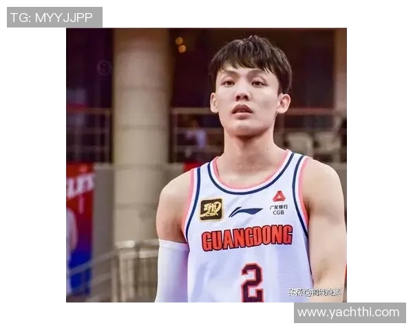 全能明星篮球场上的精彩表现与背后的努力与坚持